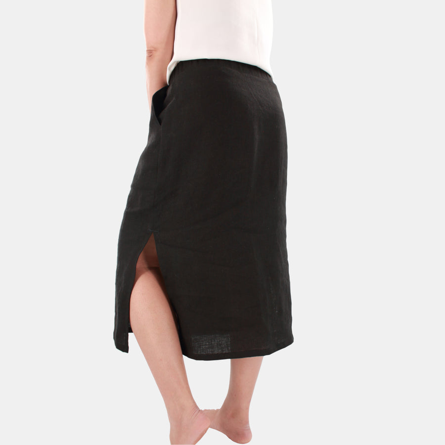 Calla Side Slit Midi Skirt in Midweight Linen | Black